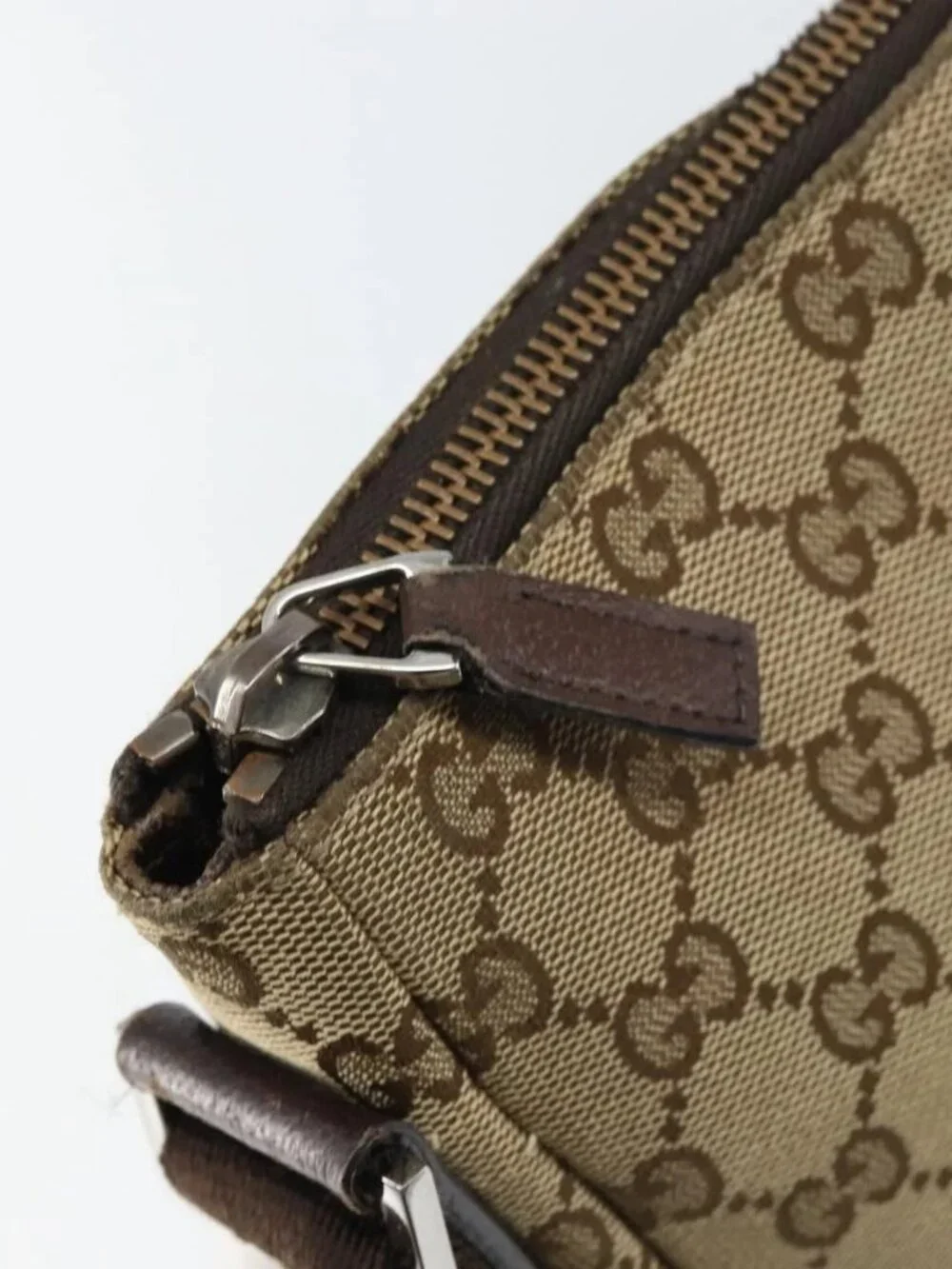 GUCCI GG Canvas Shoulder Bag Beige Silver 114273 Auth 157746
